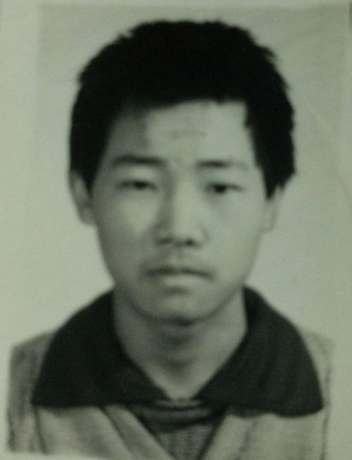 前81班,后80班黑白一寸相片集