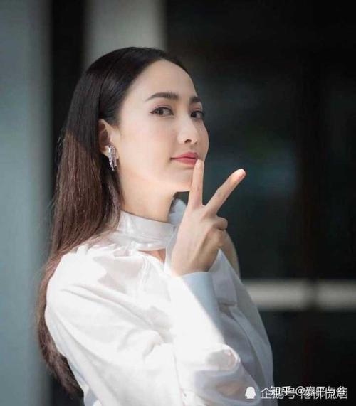 娜塔玻·提米露克(taew),1989年2月6日出生于泰国,泰国3台女演员