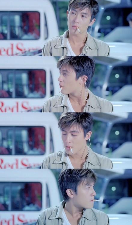 陈冠希抽烟四连手机壁纸_四连_陈冠希_壁纸_抽烟_手机表情