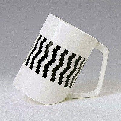 著名视觉错觉图案结合后现代设计咖啡杯,杯把与杯底创意结合,可正放可