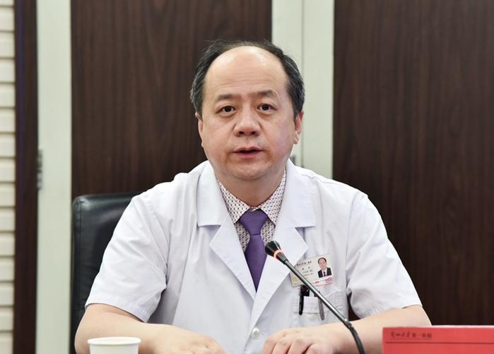 总经理吕宗英,副总经理尚桢等公司领导,兰大一院院长李汛,副院长赵达