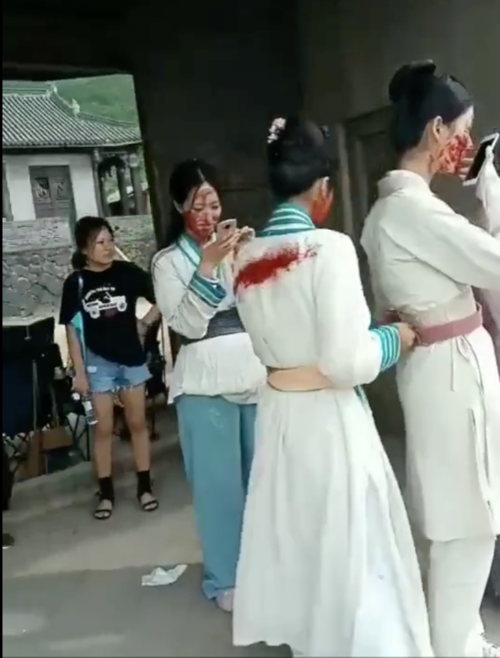 横店仙剑女群演工资曝光,一天500块,要求身高过1米7,肤白貌美