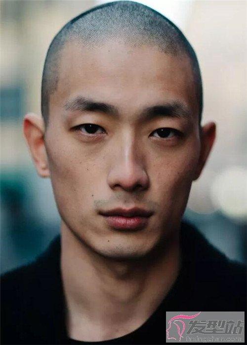 什么男生适合剪寸头帅气从改变发型开始