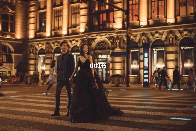 夜景婚纱照_婚纱照_夜景_外滩攻略_万国怎么样_婚嫁