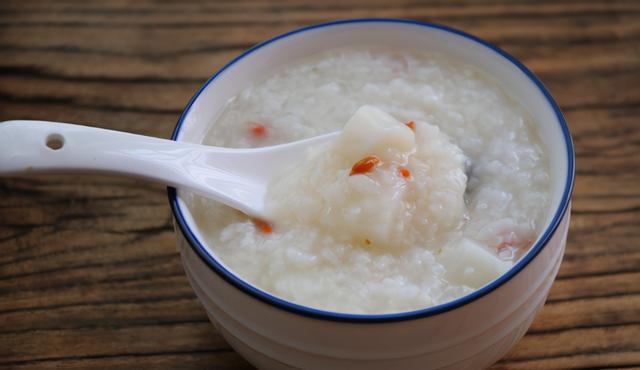 别看这不起眼的山药粥隔三差五吃1次营养不比牛奶差