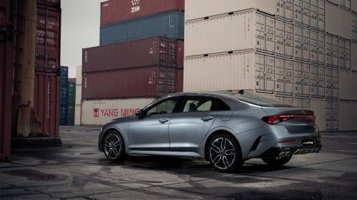 东风悦达起亚k5凯酷——b级车中前所未有的"黑科技"体验