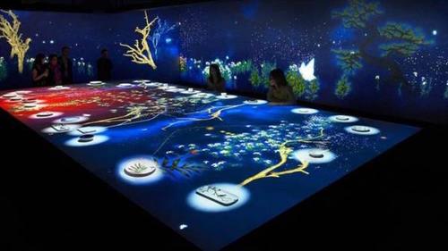 全息餐桌创造独家就餐体验