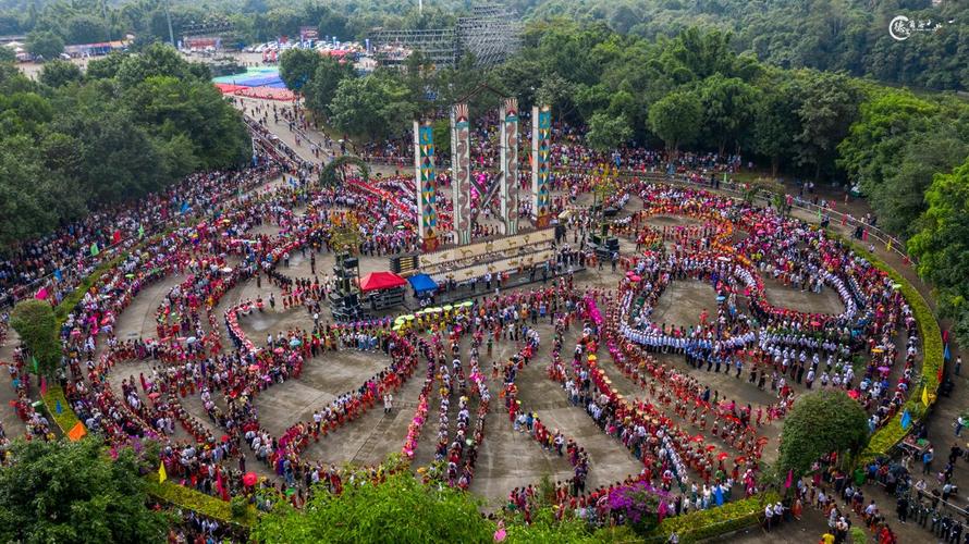陇川2019目瑙纵歌狂欢活动