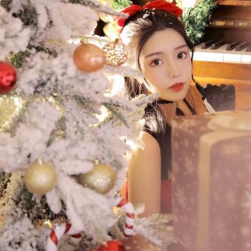 圣诞节真人美女头像,女生头像图片-回车桌面