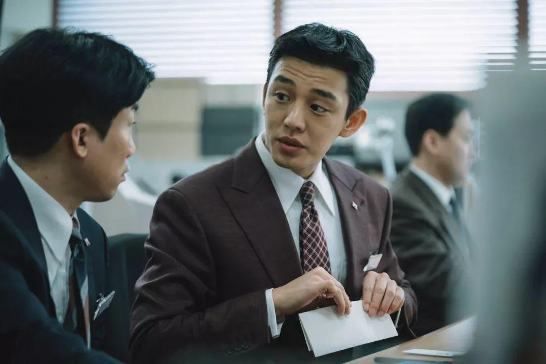 不仅被誉为韩版《华尔街之狼》,3月份,在韩国
