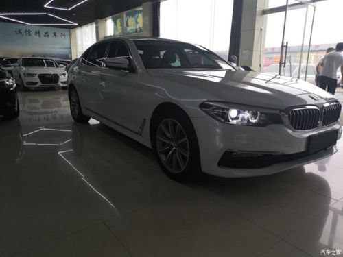 【成都】2017年11月 宝马 宝马5系 2018款 525i m运动套装 自动档