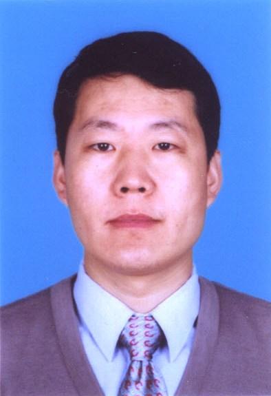 李国平