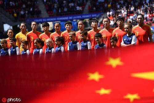 女足队长吴海燕:和中国女足一起哭一起笑 与姐妹们闯