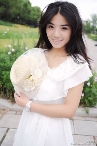 游戏春晚女嘉宾赵洁清纯写真图赏