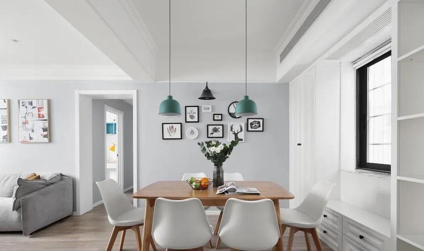 90㎡北欧风格小户型装修,没阳台做个地台也不错?