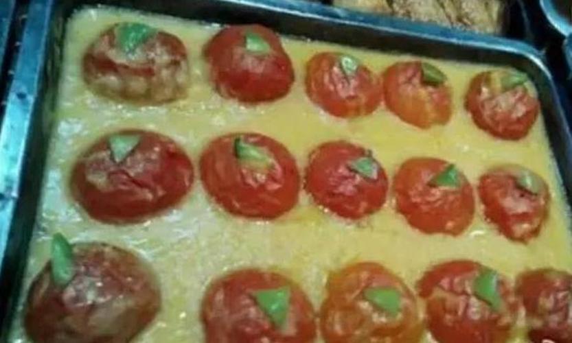 史上"最奇葩"黑暗料理,西瓜炒肉你吃过吗?脑洞太大跟不上!