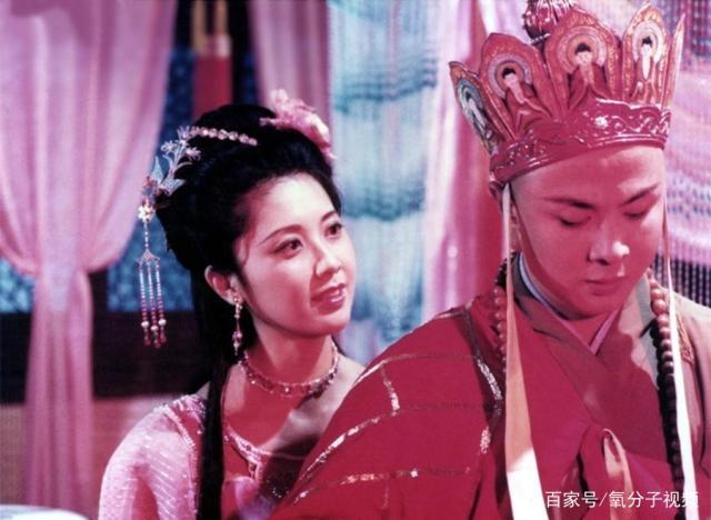 百花深处女儿国:至今还延续着女娶男嫁的习俗,女性是