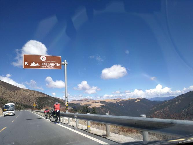 318国道沿途风景秀丽