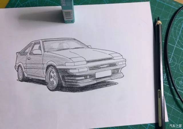 每个人心中都有自己的土屋圭市座驾:手绘丰田ae86
