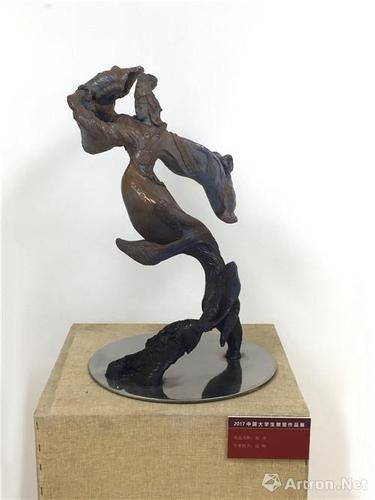 "2017中国大学生雕塑作品展"在惠安雕艺会展中心开幕