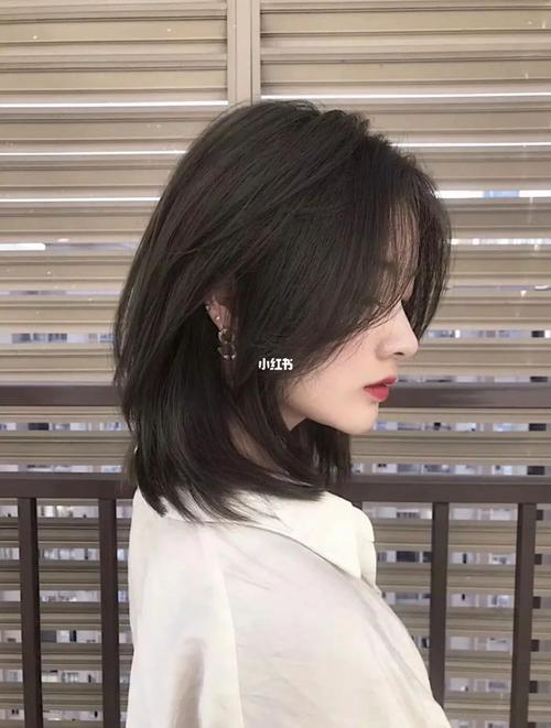 高层次锁骨发_锁骨发_中长发_时尚_发型