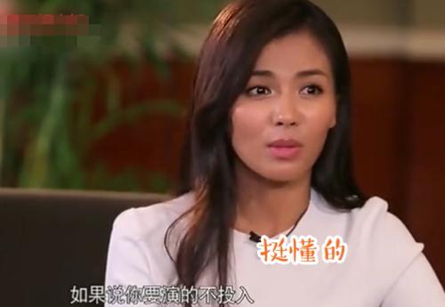 刘涛和小三岁男星拍吻戏,曾被老公嫌弃:拍吻戏不投入