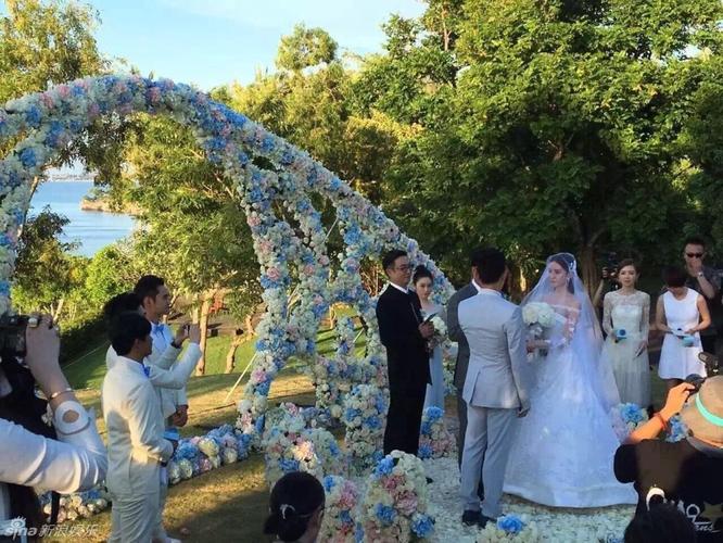 吴奇隆婚礼现场表白刘诗诗:我会听话的