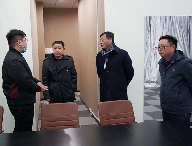 新洲区委统战部调研网络人士工作情况