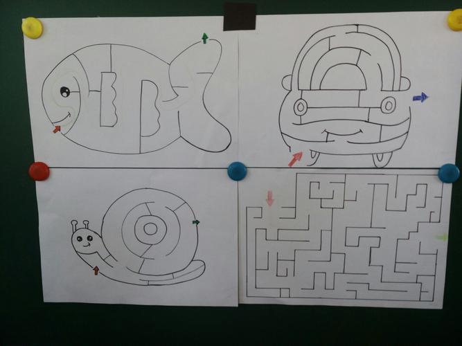 铜冶中心幼儿园优优三班开展社会《走迷宫》活动展示