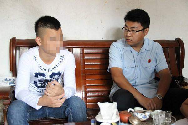 儿子被绑架,报警当天就破案,他爸还是把赎金打到绑匪的银行卡