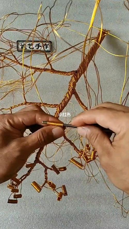进来教你用废旧铜丝做棵摇钱树_diy手工制作_家居家装