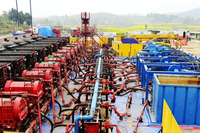 国外压裂设备公司推进页岩气革命