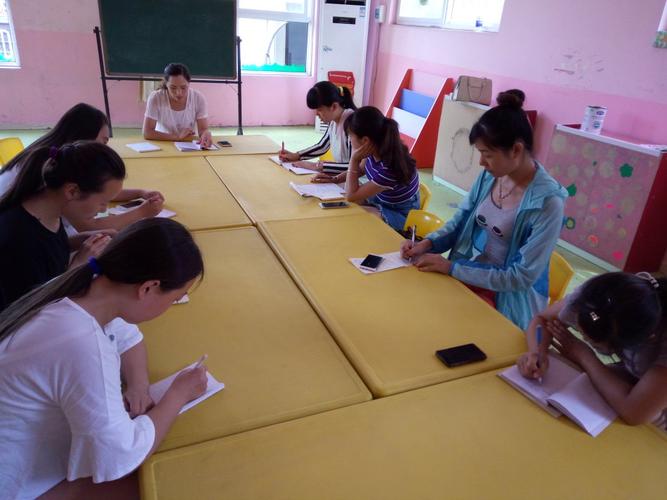 小天使幼儿园暑期补习开始啦!