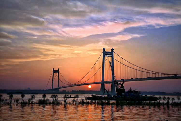 马鞍山长江大桥