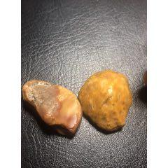 新疆戈壁玉玛瑙原石一个四个