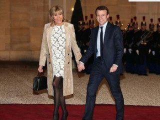 法国第一夫人穿裙子:欲与梅拉尼娅比美腿,与马克龙并肩让人心疼