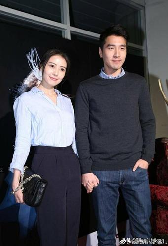 高圆圆赵又廷夫妻穿搭合体,简直太甜