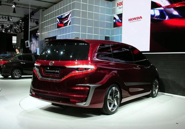 本田终于出新mpv了!新车比埃尔法漂亮,配侧滑门 7座,或15万