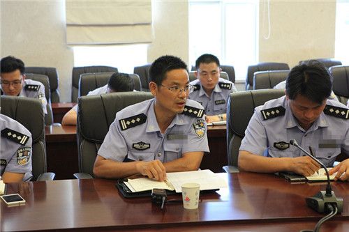 溧阳监狱召开理论调研工作研讨会