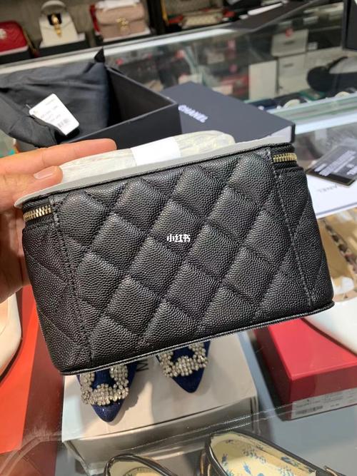 香奈儿化妆包_化妆包_香奈儿怎么样_时尚_箱包