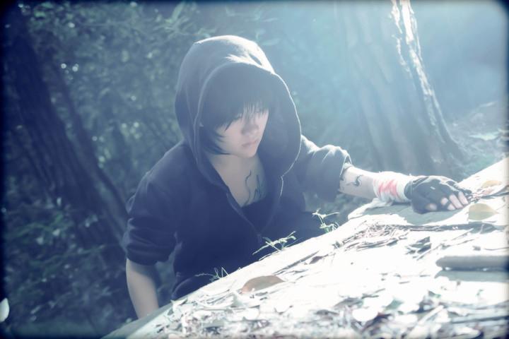 角色:张起灵 coser: 月潋寒殇 原网页已经由 zaker 转码以便在移动