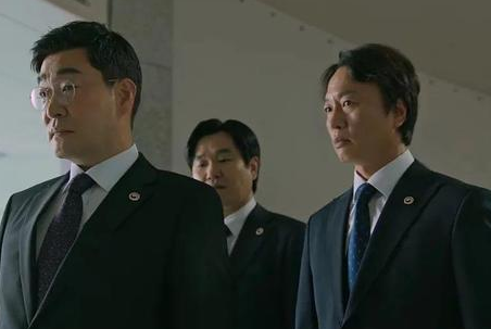 韩剧追踪者首播收视第一追凶复仇设定以恶制恶高爽故事