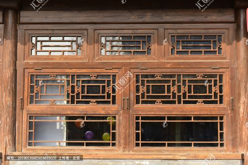 老北京四合院实木门窗