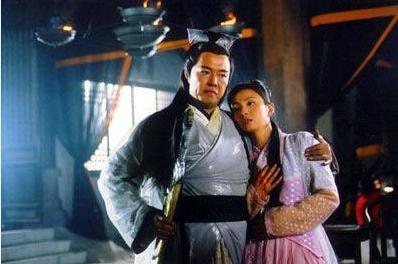 2,《倚天屠龙记》之张铁林和陶虹