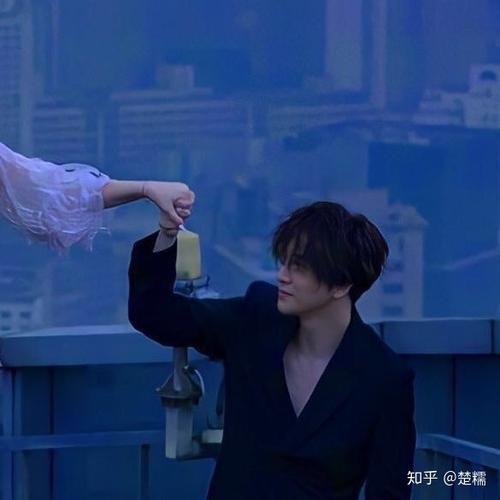 有关于薛之谦和高磊鑫的情侣头像吗