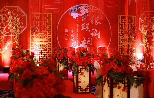 婚礼 情侣 写真 宝宝 礼服 商业 (共9张) 场景:中式婚礼舞台设计 仪式