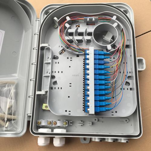 24芯ftth分纤箱楼道光缆分纤盒带独立熔纤盘抱杆箱防水阻燃壁挂