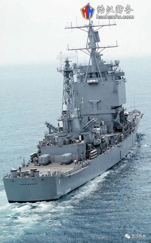 美国海军长滩号核动力导弹巡洋舰