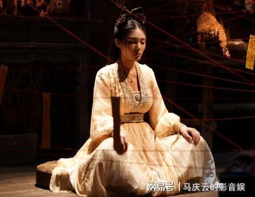 《燕赤霞猎妖传》上映,释小龙主演,徐冬冬客串变女主被讽蹭热度