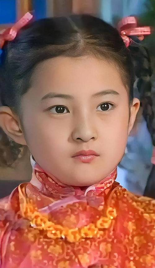 "小婉君"金铭44岁现状,个子太矮,事业受挫,单身未婚未孕